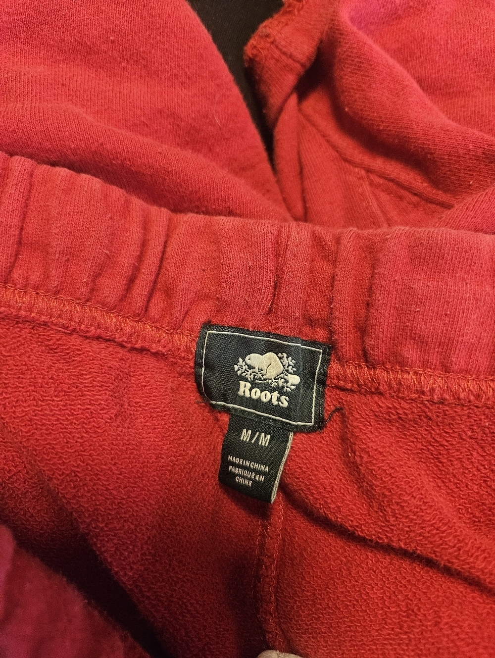 Roots Mens Red Sweatshort Shorts Sz Medium - Picture 4 of 4